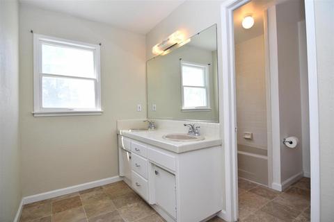 2113 E Tuolumne Rd, Turlock, CA 95382 photo 35
