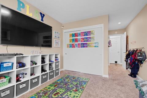 2804 Prince Albert Dr, Modesto, CA 95350 photo 12