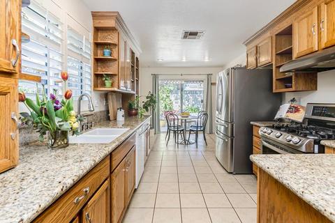 3721 Alegre Way, Davis, CA 95618 photo 4