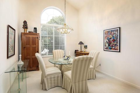 560 E Central Ave, Morgan Hill, CA 95037 photo 4