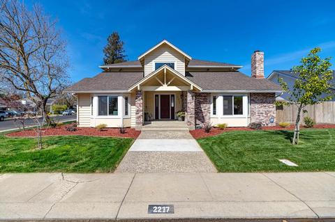 2217 Arnhem Pl, Modesto, CA 95356 photo 3