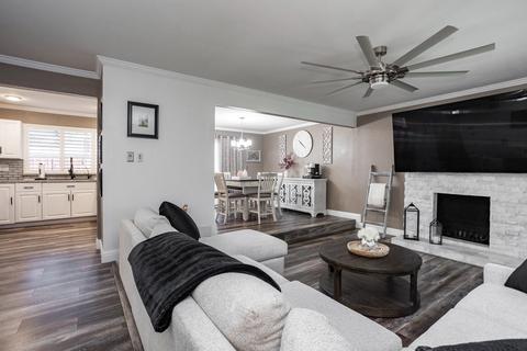 2420 Apache Ln, Modesto, CA 95350 photo 6