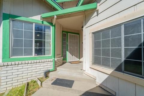 2401 Boston Way, Modesto, CA 95355 photo 3