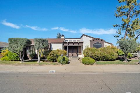 2103 W Vine, Lodi, CA 95242 photo 1