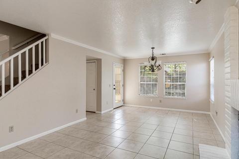 3829 Olivebranch Ln, Carmichael, CA 95608 photo 5