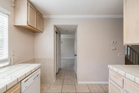 3829 Olivebranch Ln, Carmichael, CA 95608 photo 11