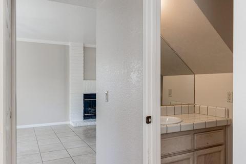 3829 Olivebranch Ln, Carmichael, CA 95608 photo 16