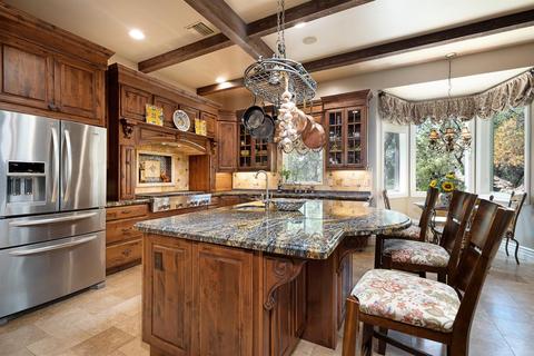 2081 Camelot Ct, Placerville, CA 95667 photo 6