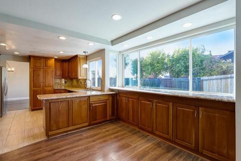 5746 Summit Dr, Rocklin, CA 95765 photo 18