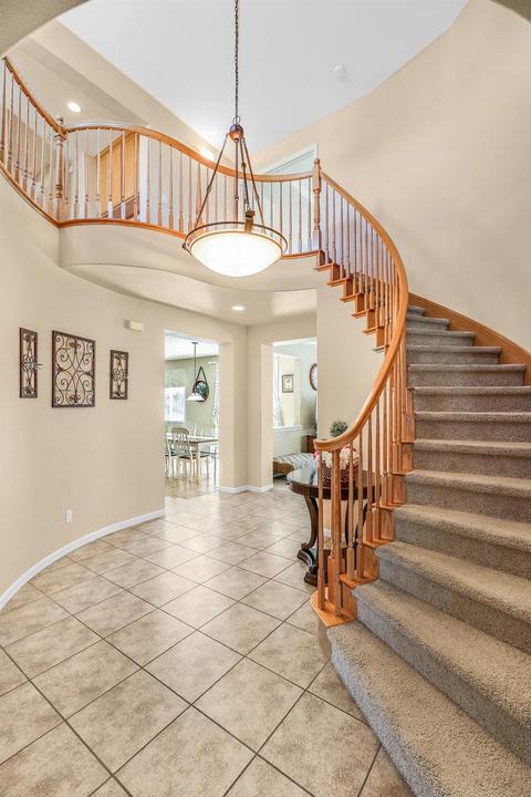 274 Paul Ct, Ripon, CA 95366 photo 4