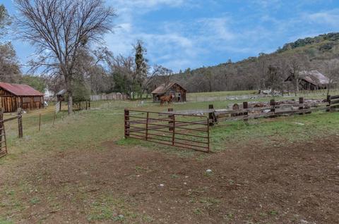 1053 Highway 4, Murphys, CA 95247 photo 30
