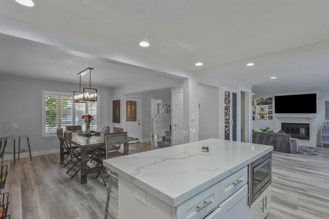 2105 Canadian Cir, Modesto, CA 95356 photo 11