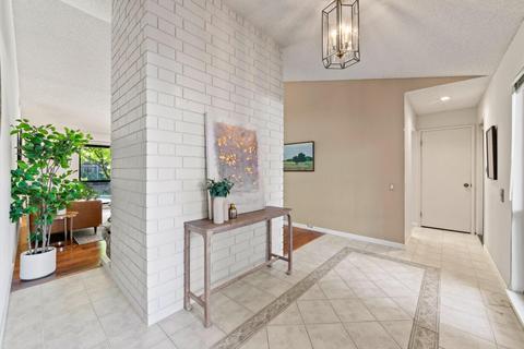 3312 Oak Stream Ct, Carmichael, CA 95608 photo 4