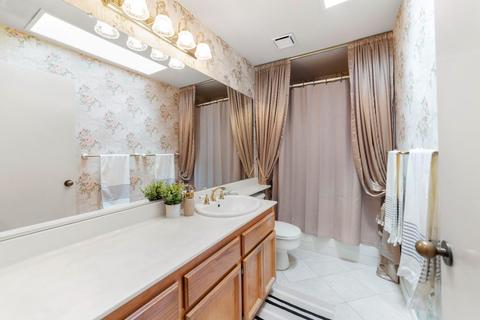 3312 Oak Stream Ct, Carmichael, CA 95608 photo 16
