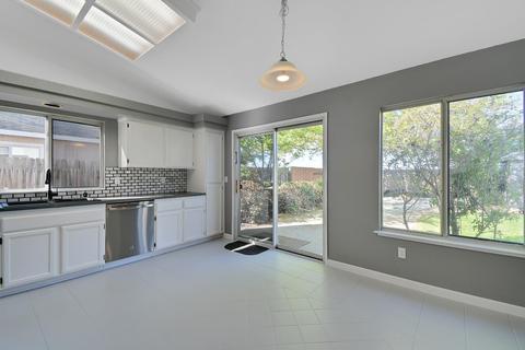 4096 Donald Dr, Olivehurst, CA 95961 photo 9