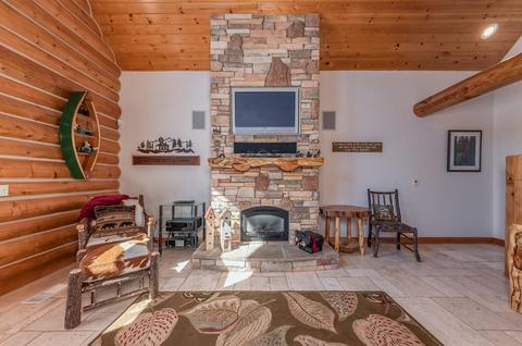 2504 Elizabeth Dr, Arnold, CA 95223 photo 8