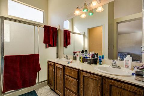 8408 Wilson St, Patterson, CA 95363 photo 21
