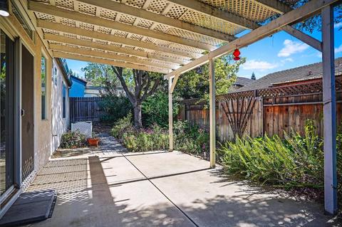 108 Mcnamee Dr, Folsom, CA 95630 photo 22