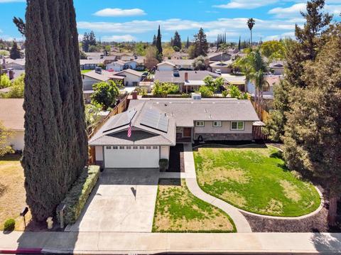 620 E Zeering Rd, Turlock, CA 95382 photo 1