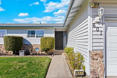 601 Ashland Ave, Turlock, CA 95382 photo 3