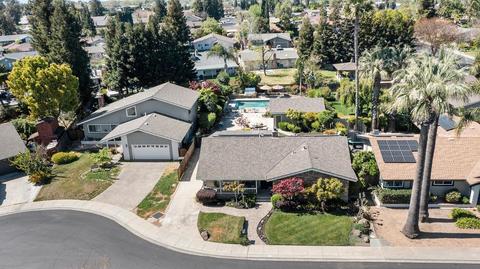365 Rose Ct, Ripon, CA 95366 photo 2