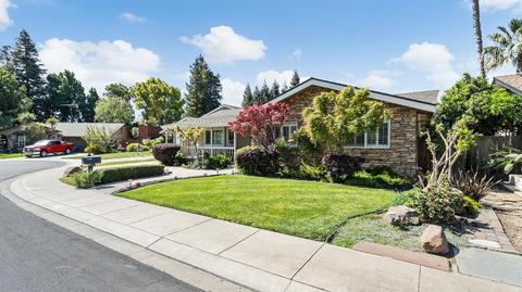 365 Rose Ct, Ripon, CA 95366 photo 4