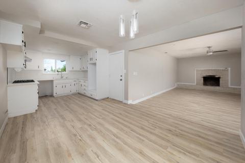 1072 Sonora Ave, Manteca, CA 95337 photo 8