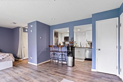 3701 Colonial Dr #31, Modesto, CA 95356 photo 6