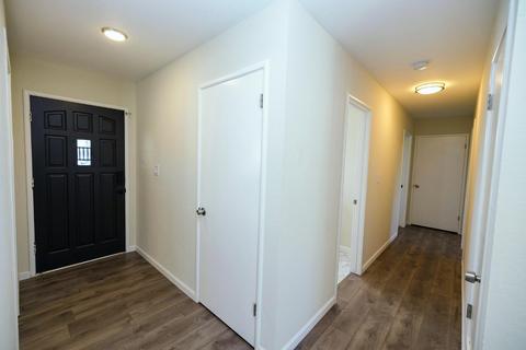 1664 Shirley Ct, Modesto, CA 95358 photo 5