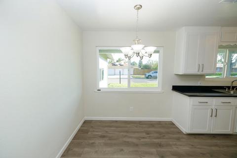 1664 Shirley Ct, Modesto, CA 95358 photo 8
