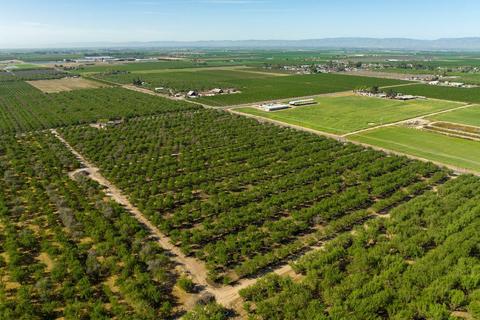 1367 E Grayson Rd, Ceres, CA 95307 photo 6