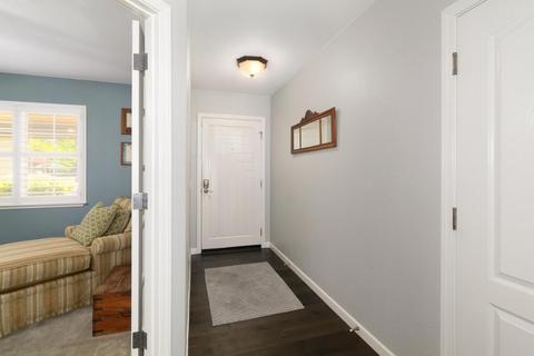 1001 Stanford Dr, Davis, CA 95616 photo 4