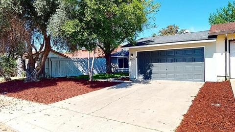 2005 Minoso Dr, Modesto, CA 95351 photo 2