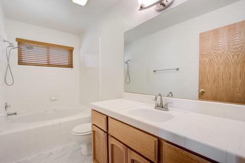 517 Plum Ct, Lodi, CA 95242 photo 24