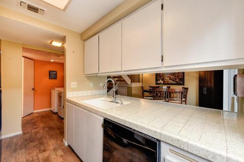 3945 Oak Villa Cir, Carmichael, CA 95608 photo 20
