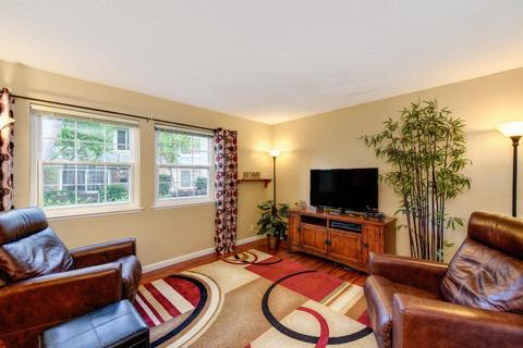 3945 Oak Villa Cir, Carmichael, CA 95608 photo 10