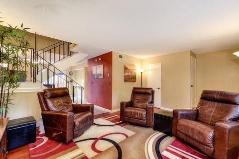 3945 Oak Villa Cir, Carmichael, CA 95608 photo 12