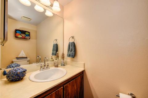 3945 Oak Villa Cir, Carmichael, CA 95608 photo 23