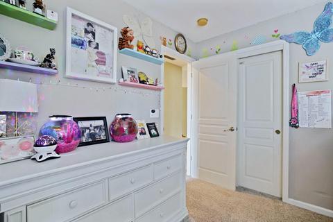 2065 Hyde Park Pl, Manteca, CA 95336 photo 30