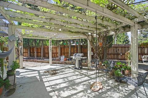 2065 Hyde Park Pl, Manteca, CA 95336 photo 42