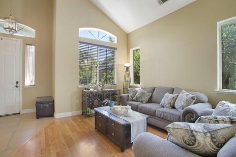 2065 Hyde Park Pl, Manteca, CA 95336 photo 7