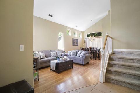 2065 Hyde Park Pl, Manteca, CA 95336 photo 6