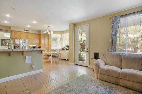 2065 Hyde Park Pl, Manteca, CA 95336 photo 20