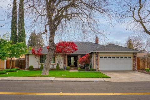 1104 Sonoma Ave, Modesto, CA 95355 photo 1