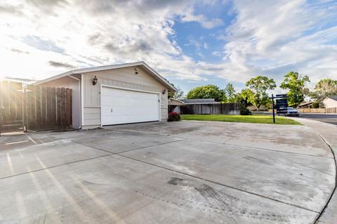 1109 Hilo Ln, Modesto, CA 95355 photo 3