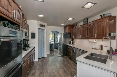 756 Stella, Murphys, CA 95247 photo 10