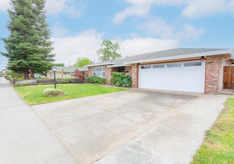 6426 Rampart Dr, Carmichael, CA 95608 photo 2