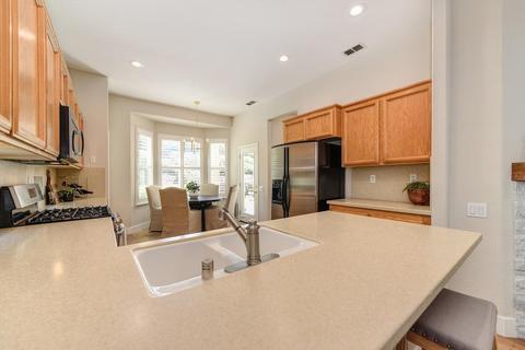 2825 Springfield Dr, Rocklin, CA 95765 photo 24