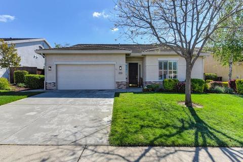 2825 Springfield Dr, Rocklin, CA 95765 photo 1