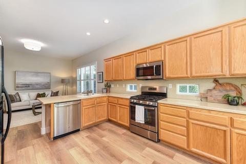 2825 Springfield Dr, Rocklin, CA 95765 photo 22